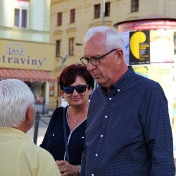 Beseda prezidentskho kandidta Jiho Drahoe v Klatovech