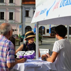 Beseda prezidentskho kandidta Jiho Drahoe v Klatovech