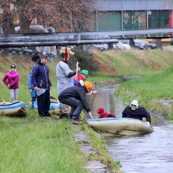 Silvestrovsk plavba na Drnovm potoce 2018 - zastvka u pivovaru